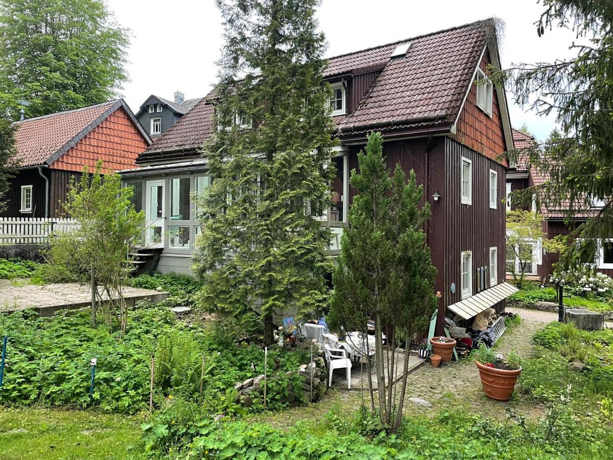 Liebevoll Eingerichtetes Ferienhaus Mit Grossem Garten Clausthal-Zellerfeld Bagian luar foto